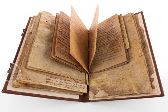 Cartularies of Valpuesta, Madrid, Archivo Histórico Nacional de España, Códices 1166B y 1167B − Photo 1