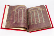 Coronation Gospels of the Holy Roman Empire, Vienna, Kunsthistorisches Museum, SCHK.XIII.18 − Photo 10