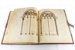 Visigothic-Mozarabic Bible of San Isidoro Facsimile Edition