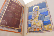 Hitda Codex, Darmstadt, Universitäts- und Landesbibliothek Darmstadt, Cod. 1640 − Photo 17