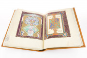 Gospel Book of Otto III, Munich, Bayerische Staatsbibliothek, Clm 4453 − Photo 17